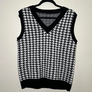 Houndstooth black and white sweater vest